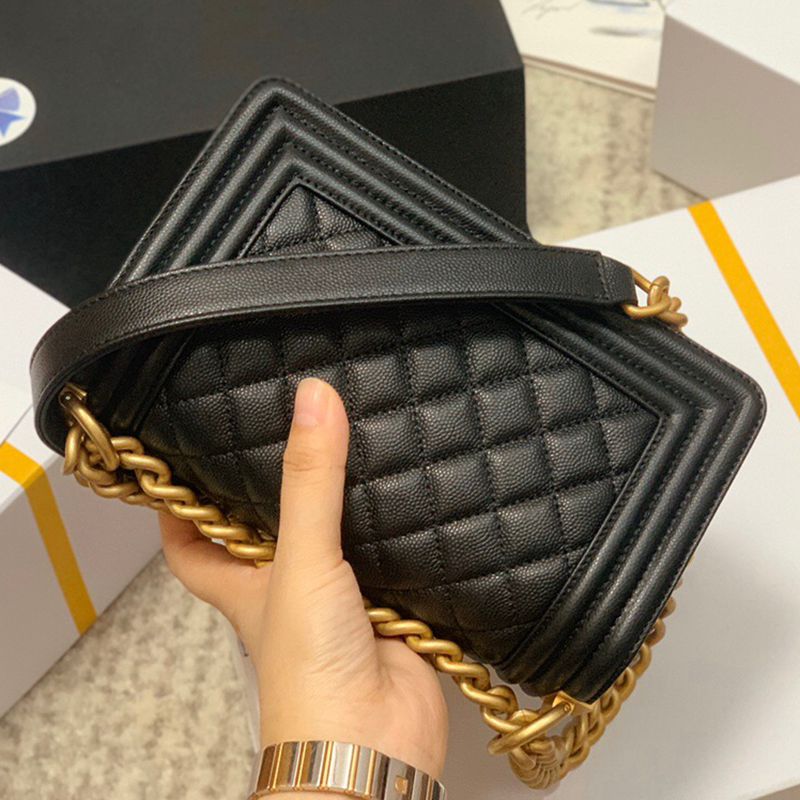 VeraStore BOY Caviar Genuine Leather Handbags Top Quality Calfskin Women's Flap Bags Shoulder Bag of Female, Red with gold chain
VeraStore BOY Caviar Genuine Leather Handbags Top Quality Calfskin Women's Flap Bags Shoulder Bag of Female, Red with gold chain