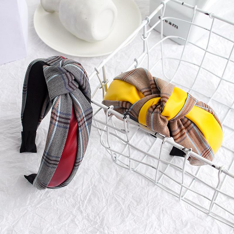 High Quality Hot Style PU Imitation Leather Knotted Grid Headband Wide-sided Fashion Lattice Striped Hairband Women Headwear INS
High Quality Hot Style PU Imitation Leather Knotted Grid Headband Wide-sided Fashion Lattice Striped Hairband Women Headwear INS
