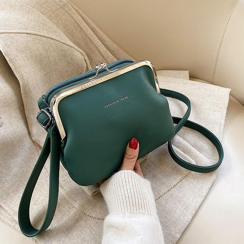 Simple Vintage Style Small PU Leather Crossbody Bag for Women 2021 Designer Shoulder Handbags Female Trend Hand Bag, Black
Simple Vintage Style Small PU Leather Crossbody Bag for Women 2021 Designer Shoulder Handbags Female Trend Hand Bag, Black