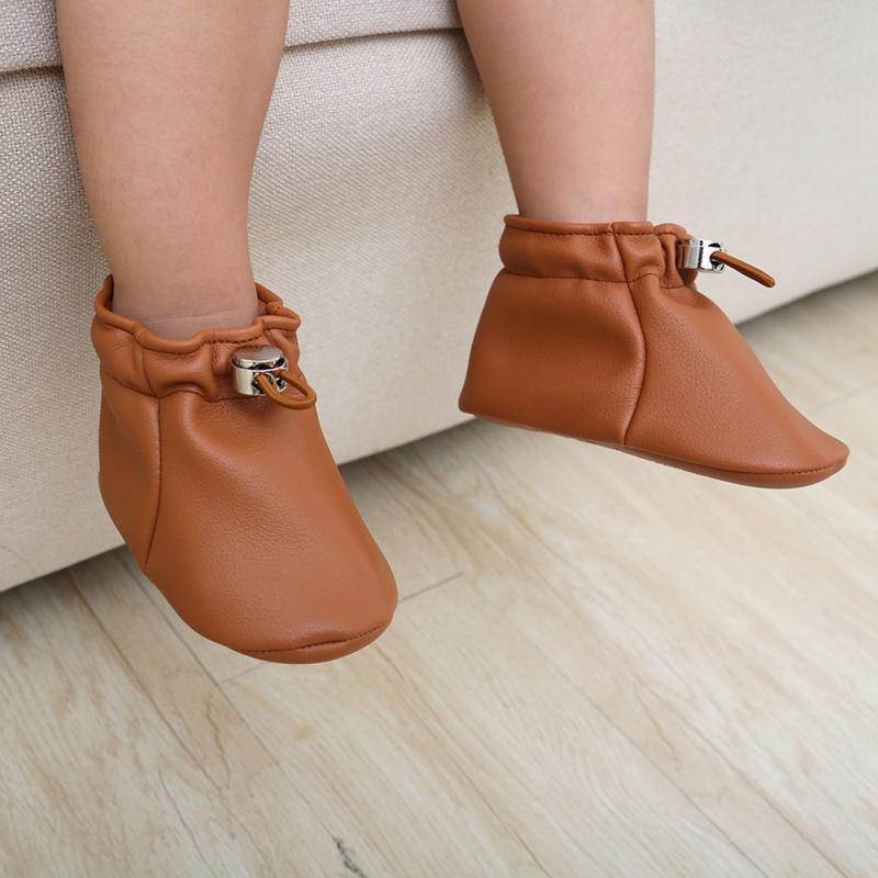 Baby Boy Girl PU Leather Pocket Shoes Newborn Anti-Slip Soft Sole Sneakers First Walkers Sole Toddler Shoes -18M, Black
Baby Boy Girl PU Leather Pocket Shoes Newborn Anti-Slip Soft Sole Sneakers First Walkers Sole Toddler Shoes -18M, Black
