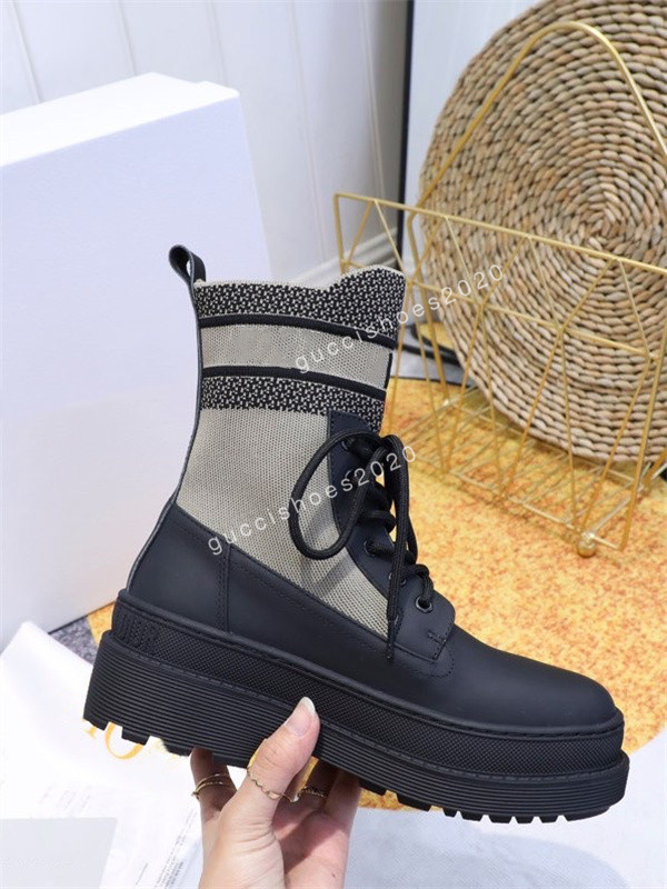 2022 Burgundy Embroidered Cotton Shoes Rubber sole with star calfskin inserts Luxurys Designers Sneaker sports and leisure Canvas size35-41, 02
2022 Burgundy Embroidered Cotton Shoes Rubber sole with star calfskin inserts Luxurys Designers Sneaker sports and leisure Canvas size35-41, 02