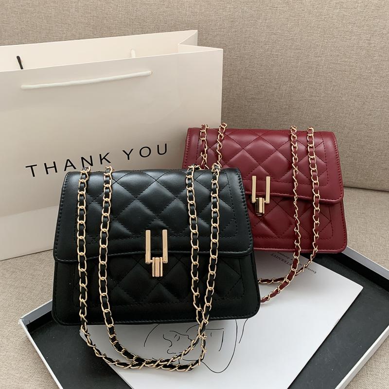 New 2021 Women Bag Small Flap Crossbody Bags Messenger Bag for Girl Handbag Chain Designed Ladies Phone Purse Bolso, Black
New 2021 Women Bag Small Flap Crossbody Bags Messenger Bag for Girl Handbag Chain Designed Ladies Phone Purse Bolso, Black