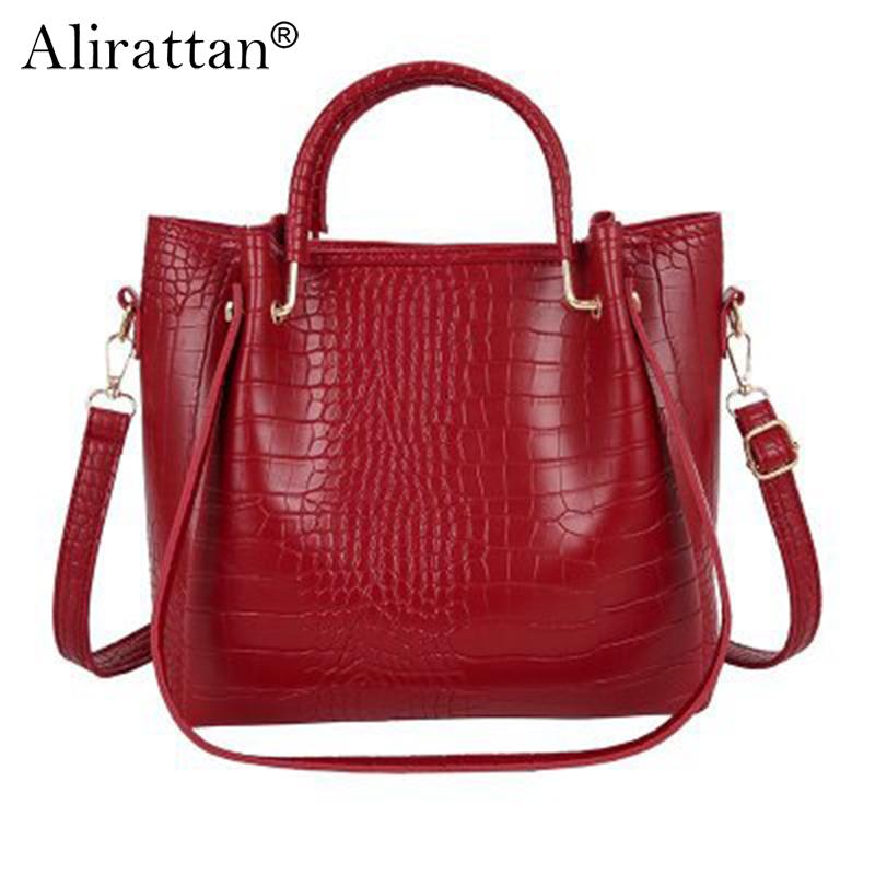 Retro Crocodile Pattern Women's Shoulder Bag PU Leather Design Fashion All-Match Large-Capacity Women's Messenger Bucket Bag, Black
Retro Crocodile Pattern Women's Shoulder Bag PU Leather Design Fashion All-Match Large-Capacity Women's Messenger Bucket Bag, Black