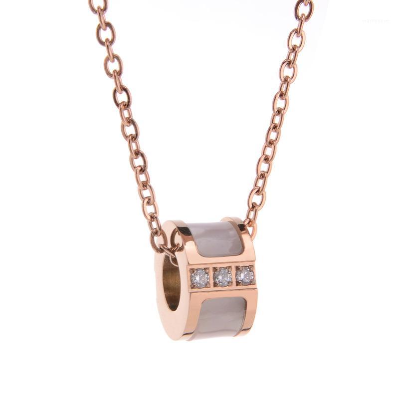 women necklaces shell Zircon wheel pendants stainless steel fashion rose gold statement necklace jewelry on the neck wholesale1
women necklaces shell Zircon wheel pendants stainless steel fashion rose gold statement necklace jewelry on the neck wholesale1