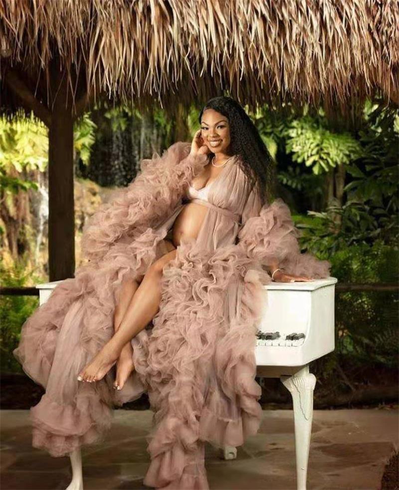 Blush Pink Maternity Sleepwear Luxury Ruffles Long Sleeves Wedding Sleepwear Bathrobes Nightgowns Tiered Robes Women Dress