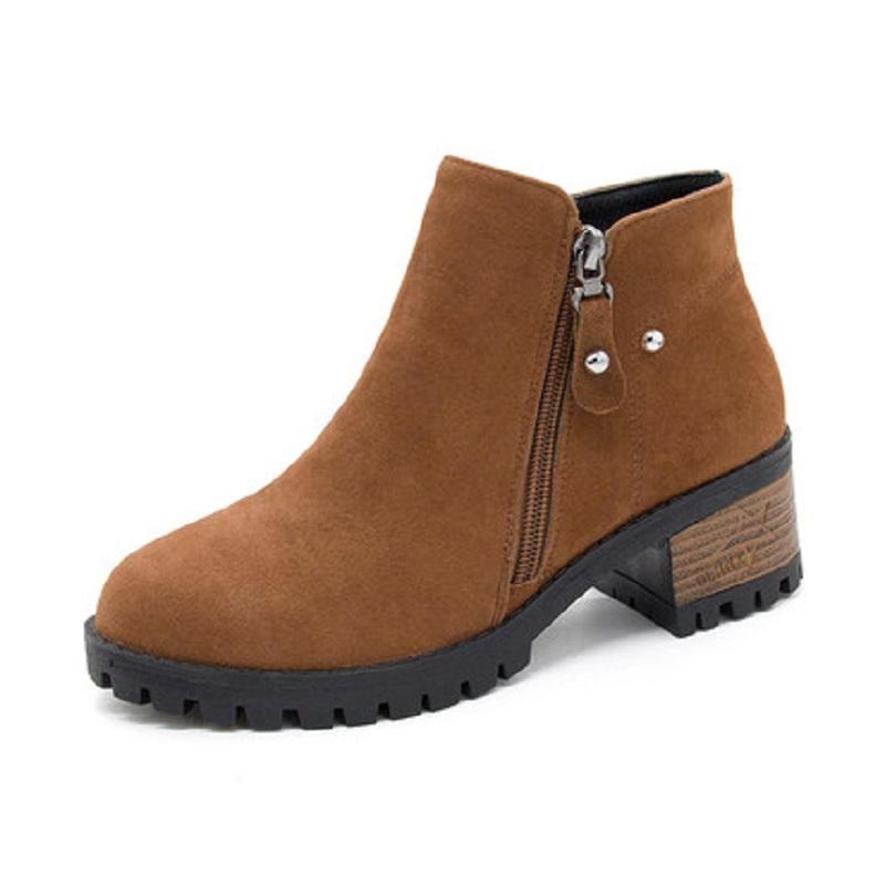 2021 new winter ladies fashion boots, versatile, comfortable, short tube, non-slip side zipper, Korean women's boots, Brown
2021 new winter ladies fashion boots, versatile, comfortable, short tube, non-slip side zipper, Korean women's boots, Brown