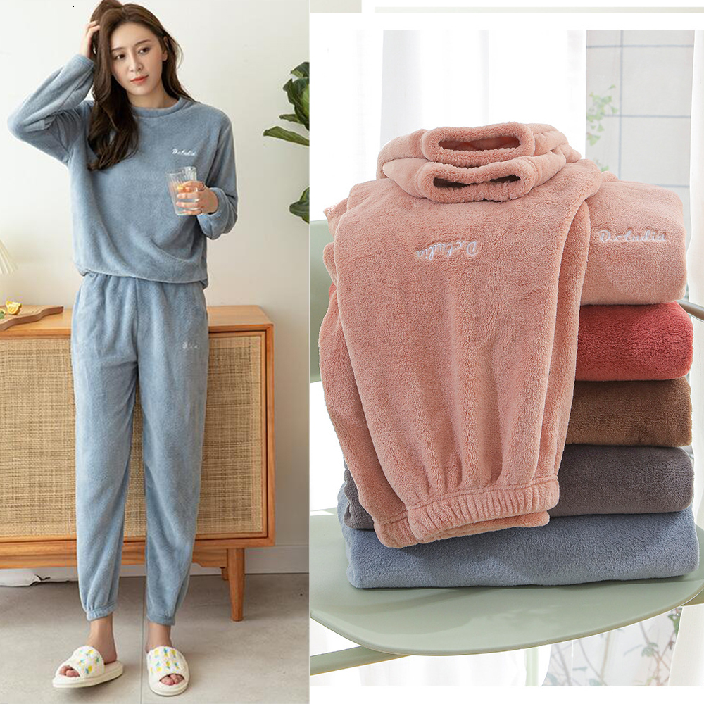 2021 New Winter 2 Pieces Pajama Set Soft Thick Warm Coral Fleece Sleepwear High Quality Long Sleeve Pajamas Women Home Loungewear 5h73, Gray
2021 New Winter 2 Pieces Pajama Set Soft Thick Warm Coral Fleece Sleepwear High Quality Long Sleeve Pajamas Women Home Loungewear 5h73, Gray