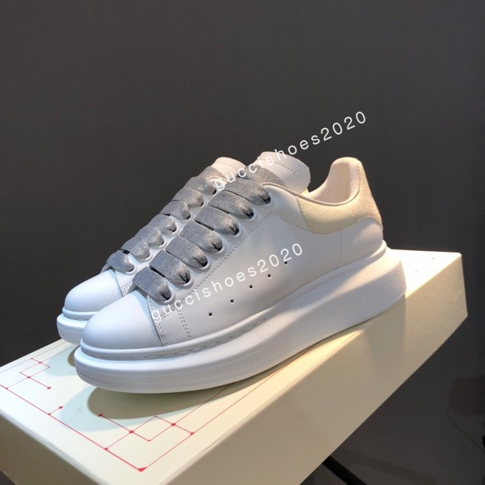 2022 New Men Sports shoes Skate for women Jelly color shoe tail White Red Line box Genuine Leather Eyelet laces Brand Flats size35-46, 03
2022 New Men Sports shoes Skate for women Jelly color shoe tail White Red Line box Genuine Leather Eyelet laces Brand Flats size35-46, 03