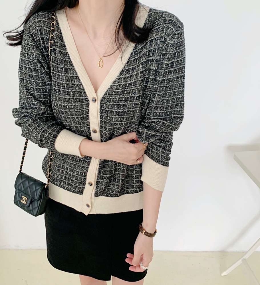 50 wool seri quality small fragrance jacquard V-neck knitted cardigan long sleeve autumn new style, Yellow
50 wool seri quality small fragrance jacquard V-neck knitted cardigan long sleeve autumn new style, Yellow