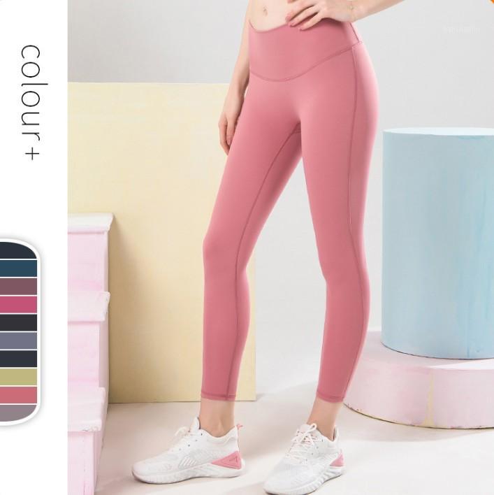 women yoga pants 2020 new style breathable yoga leggings fitness gym elastic tight-fitting running women' gym clothes1
women yoga pants 2020 new style breathable yoga leggings fitness gym elastic tight-fitting running women' gym clothes1