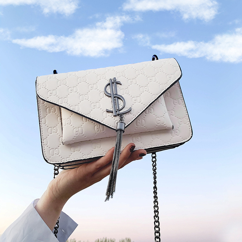 Bolsa feminina 2020 novo mensageiro saco alta qualidade moda estrangeira de ombro pu borla pequeno quadrado, White 
Bolsa feminina 2020 novo mensageiro saco alta qualidade moda estrangeira de ombro pu borla pequeno quadrado, White