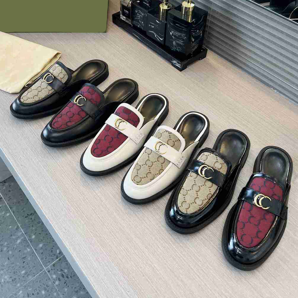 Designer Slippers Princetown Women Loafers Genuine leather Flats Mules Classic Double G Embroidery Slipper Metal Buckle Lazy Slides With Box
Designer Slippers Princetown Women Loafers Genuine leather Flats Mules Classic Double G Embroidery Slipper Metal Buckle Lazy Slides With Box