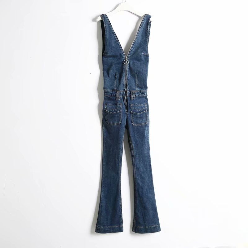 2021 New Spring summer European and American fashion retro sexy thin high deep waist straps with zipper horn jeans JHSK, Dark blue
2021 New Spring summer European and American fashion retro sexy thin high deep waist straps with zipper horn jeans JHSK, Dark blue