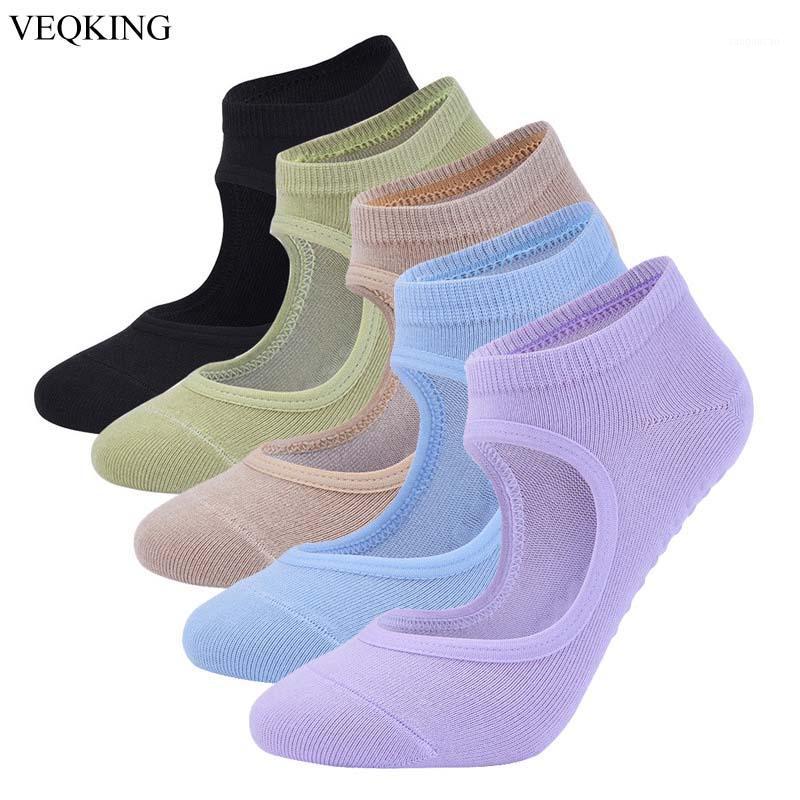 VEQKING Absorb Sweat Anti-Slip Yoga Socks,Women Backless Breathable Pilates Socks,Quick Dry Ballet Dance Fitness Gym Sports Sock1, Random color
VEQKING Absorb Sweat Anti-Slip Yoga Socks,Women Backless Breathable Pilates Socks,Quick Dry Ballet Dance Fitness Gym Sports Sock1, Random color