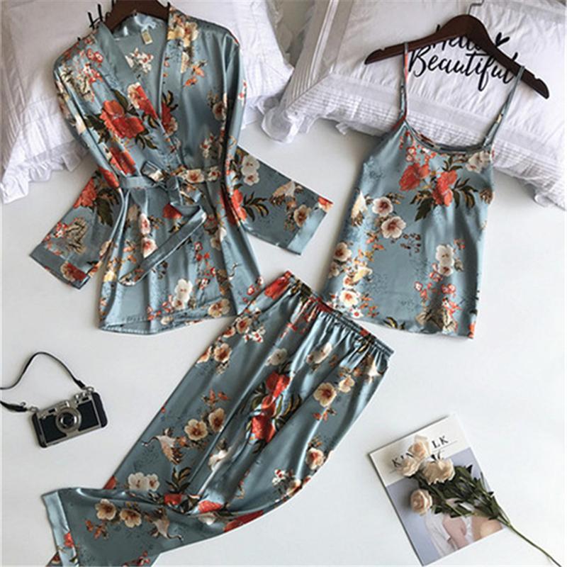 Nightgown suit women's season printing long-sleeved simulation silk Homewear thin sexy Nightgown three-piece suit SP0004, Blue
Nightgown suit women's season printing long-sleeved simulation silk Homewear thin sexy Nightgown three-piece suit SP0004, Blue