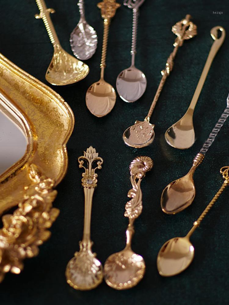 Nordic Golden Retro Crown Dessert Fork Spoon Coffee Spoon Cake Fork Girl Stainless Steel Small Spoonful Dessert Spoons1
Nordic Golden Retro Crown Dessert Fork Spoon Coffee Spoon Cake Fork Girl Stainless Steel Small Spoonful Dessert Spoons1