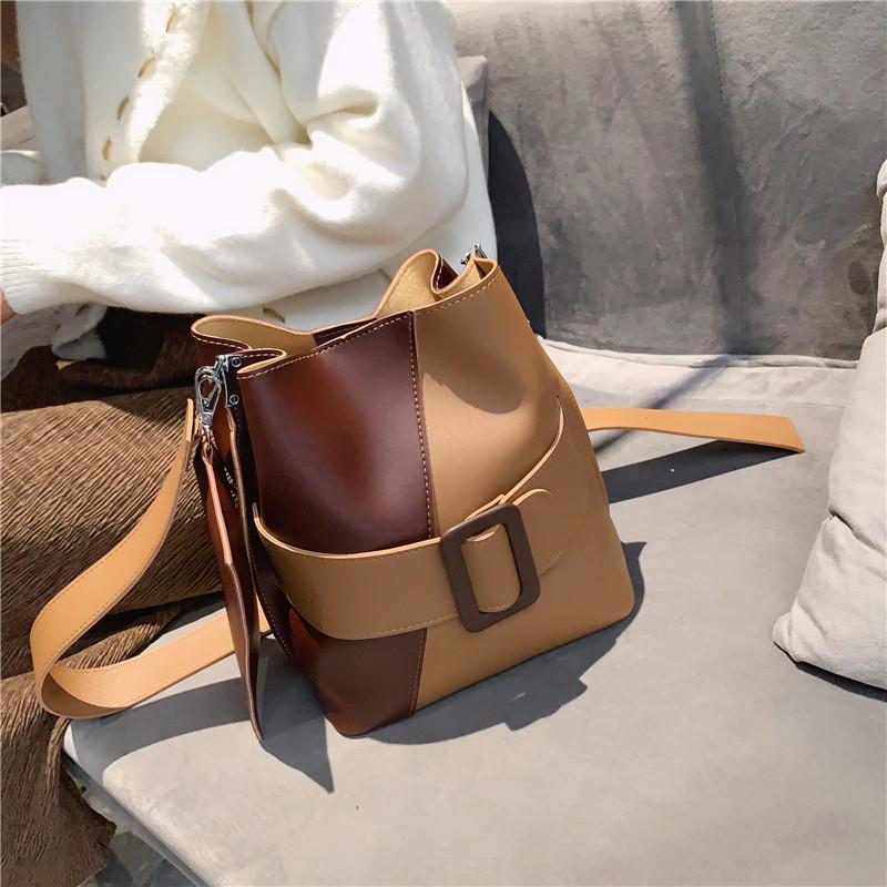 Brand Original Design Large Capacity Ladies Shoulder Bag 2020 Popular New Tide Shoulder Slung Bucket Bag, Black
Brand Original Design Large Capacity Ladies Shoulder Bag 2020 Popular New Tide Shoulder Slung Bucket Bag, Black