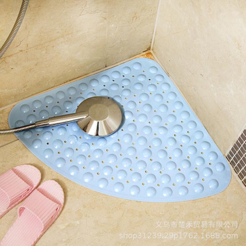 Fan-shaped PVC shower room mat bathroom anti-slip mat bath bathroom foot pad hotel toilet toilet pad bath1
Fan-shaped PVC shower room mat bathroom anti-slip mat bath bathroom foot pad hotel toilet toilet pad bath1