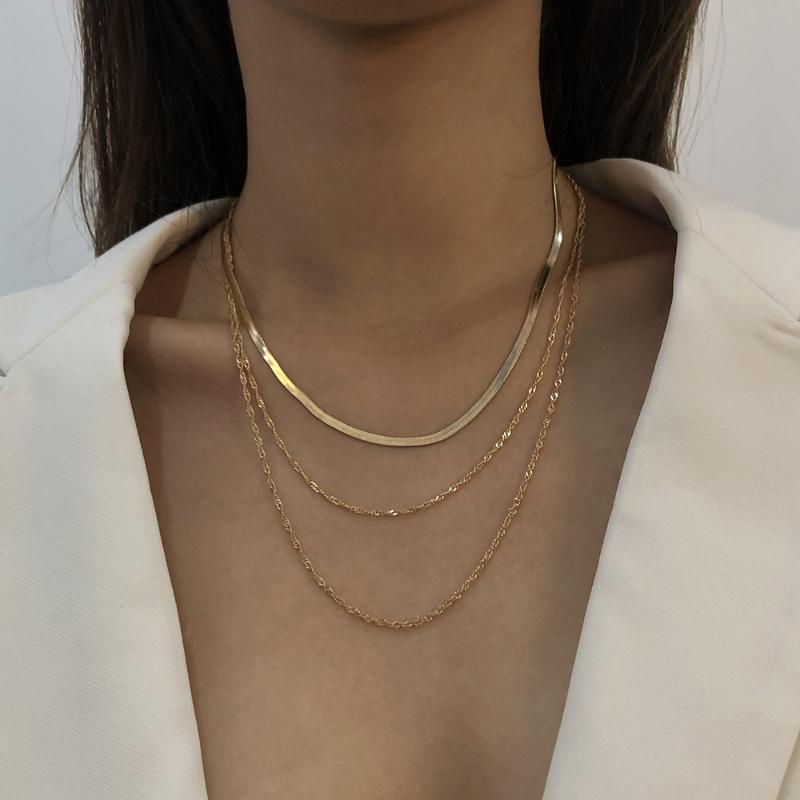 2020 popular multi-layer chain geometric simple exquisite clavicle chain temperament girl sweet personality Necklace
2020 popular multi-layer chain geometric simple exquisite clavicle chain temperament girl sweet personality Necklace