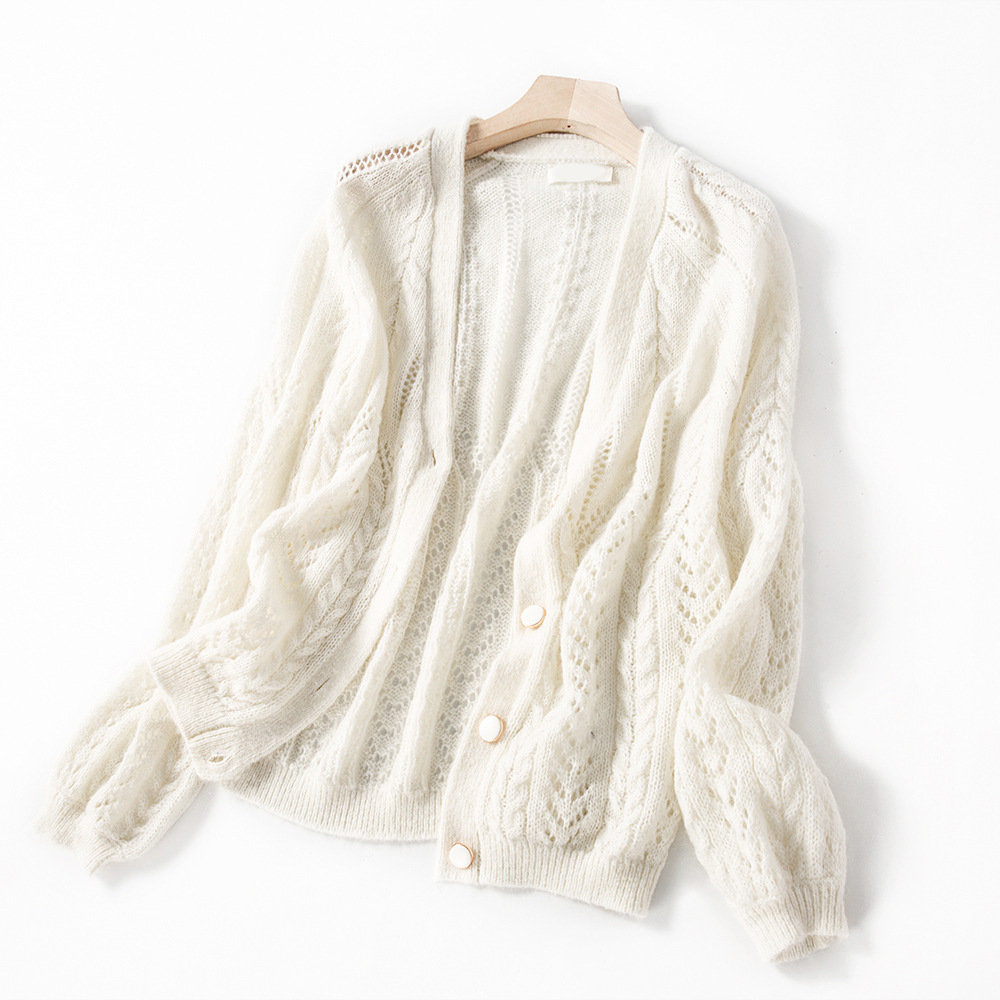 New Mohair 2021 Wool Cardigan Sweater Low-cut v Luxury Designer Woman Vintage Clothes Kn24 PO84, White
New Mohair 2021 Wool Cardigan Sweater Low-cut v Luxury Designer Woman Vintage Clothes Kn24 PO84, White