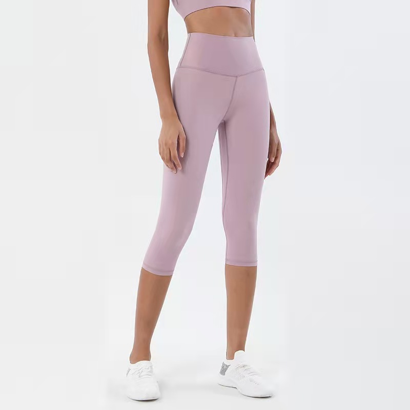 Double side sanding nude feeling lu-74 Capris Yoga Pants women' Europe and America high waist hip lifting peach hip sports fitness pants, Various colors
Double side sanding nude feeling lu-74 Capris Yoga Pants women' Europe and America high waist hip lifting peach hip sports fitness pants, Various colors