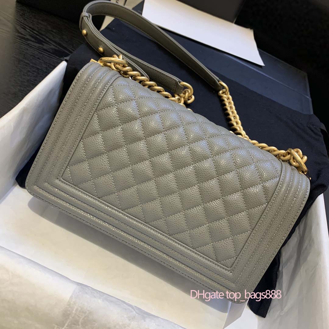 Women small black calfskin caviar classic quilted flap chain bag le boy diamond shoulder crossbody genuine leather high quality purses handbags, As pic
Women small black calfskin caviar classic quilted flap chain bag le boy diamond shoulder crossbody genuine leather high quality purses handbags, As pic