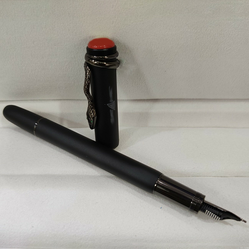Luxury pen traditional snakehead series frosted black snakehead ink pen exquisite office stationery fashion 4810 calligraphy ink pen gift, As picture show
Luxury pen traditional snakehead series frosted black snakehead ink pen exquisite office stationery fashion 4810 calligraphy ink pen gift, As picture show
