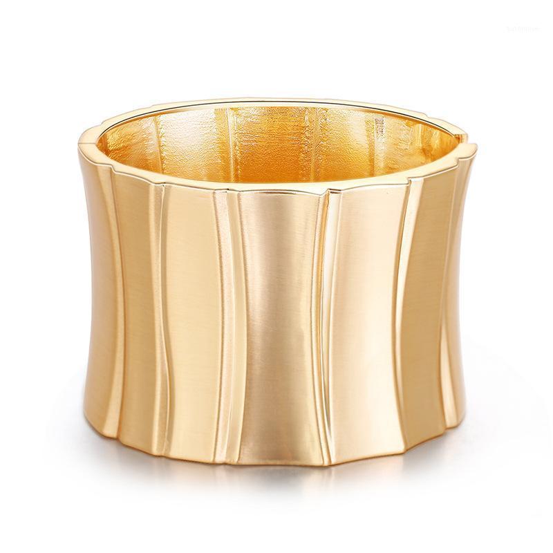 Wide Big Bracelets Bangles For Women Retro New Alloy Female Cute Bracelet Fashion Jewelry1
Wide Big Bracelets Bangles For Women Retro New Alloy Female Cute Bracelet Fashion Jewelry1
