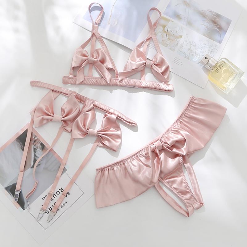 Bras Sets Three Pieces Set Sexy Underwear Open Bra Lingerie Bow Knot Crotchless Panties Garter Beltes Satin Women Intimates, Pink
Bras Sets Three Pieces Set Sexy Underwear Open Bra Lingerie Bow Knot Crotchless Panties Garter Beltes Satin Women Intimates, Pink
