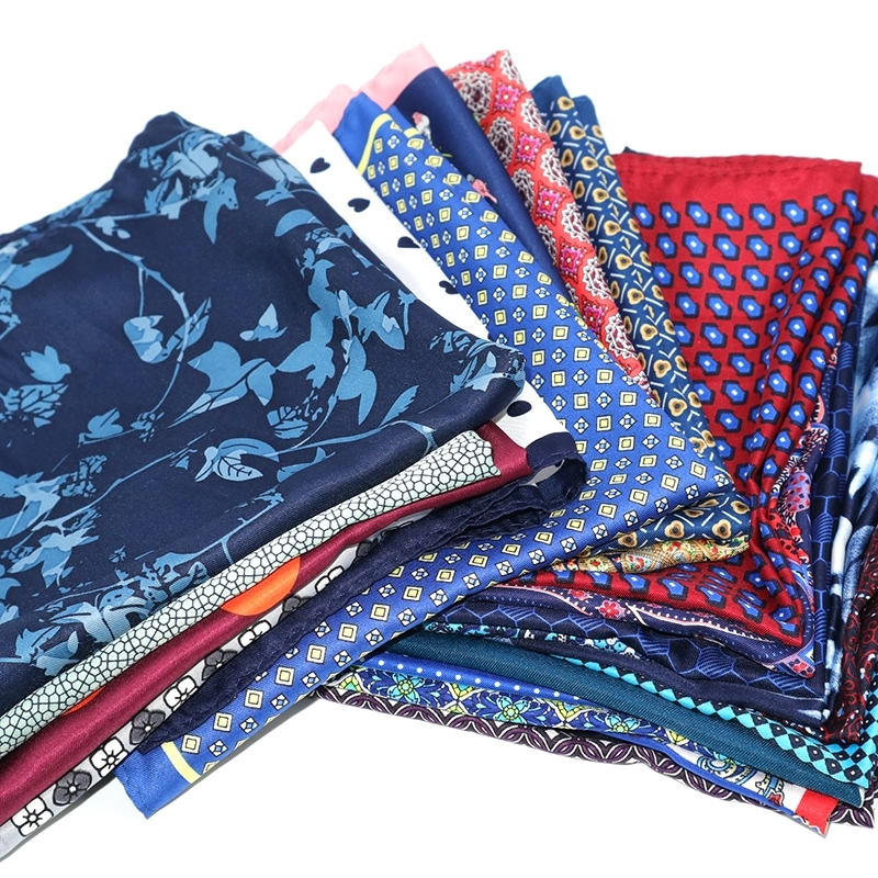 10 Pieces set 32 CM Large Handkerchief Man Paisley Flower Dot Pocket Square Men Paisley Casual Hankies For men039s Suit Wedding2081117