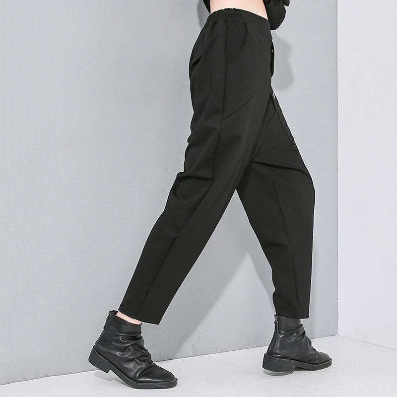 EAM High Elastic Waist Black Button Split Joint Long Trousers Loose Fit Harem Pants Women Fashion Spring Autumn 201228