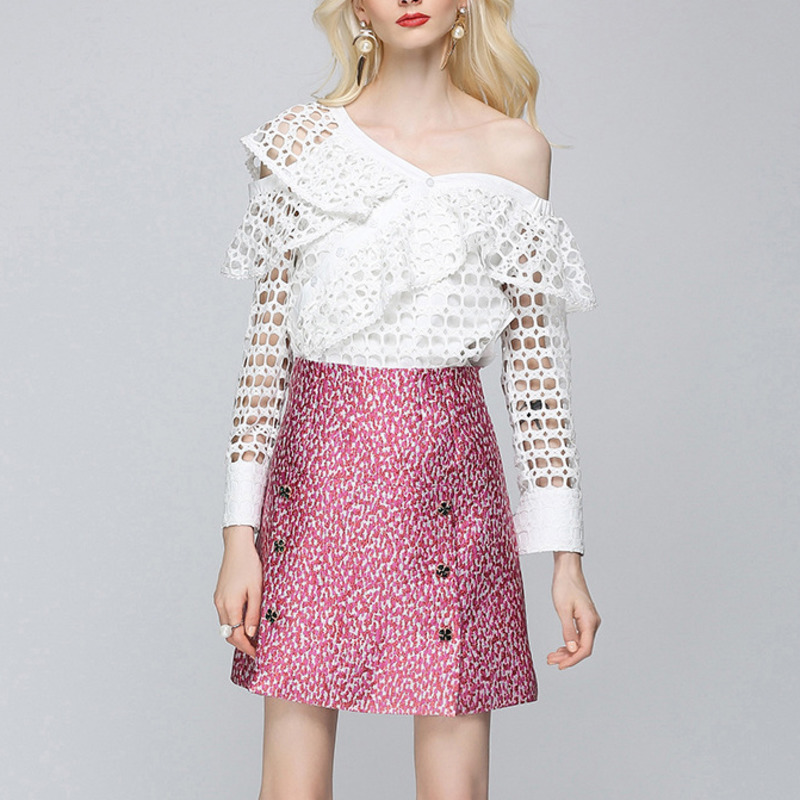 Sexy hollow women out white blouses off the shoulder luxury blouse feminine brand top quality Korean tops fashion clothes
Sexy hollow women out white blouses off the shoulder luxury blouse feminine brand top quality Korean tops fashion clothes