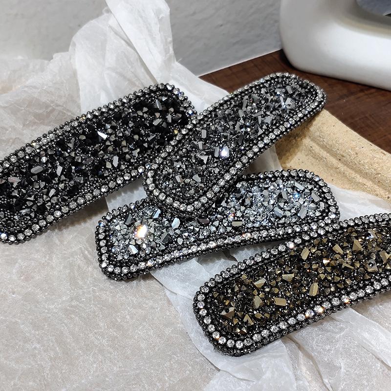 Free shipping Rhinestone korea style women hairclips girl's vintage hairpins ins snap clip lady's side clips hair accessories
Free shipping Rhinestone korea style women hairclips girl's vintage hairpins ins snap clip lady's side clips hair accessories