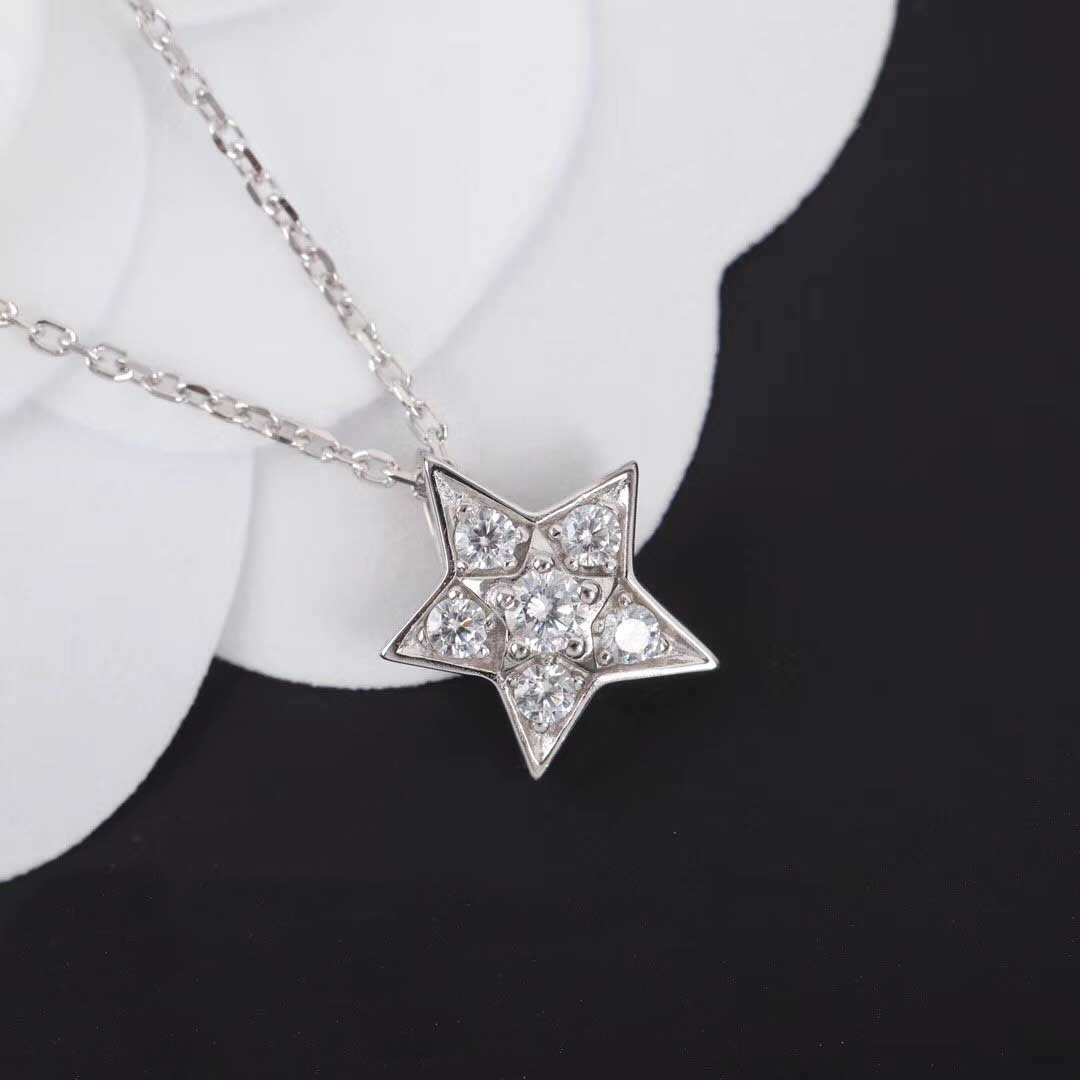 2021 Hot sale Luxurious quality star pendant with diamond for women wedding jewelry gift free shipping PS3627
2021 Hot sale Luxurious quality star pendant with diamond for women wedding jewelry gift free shipping PS3627