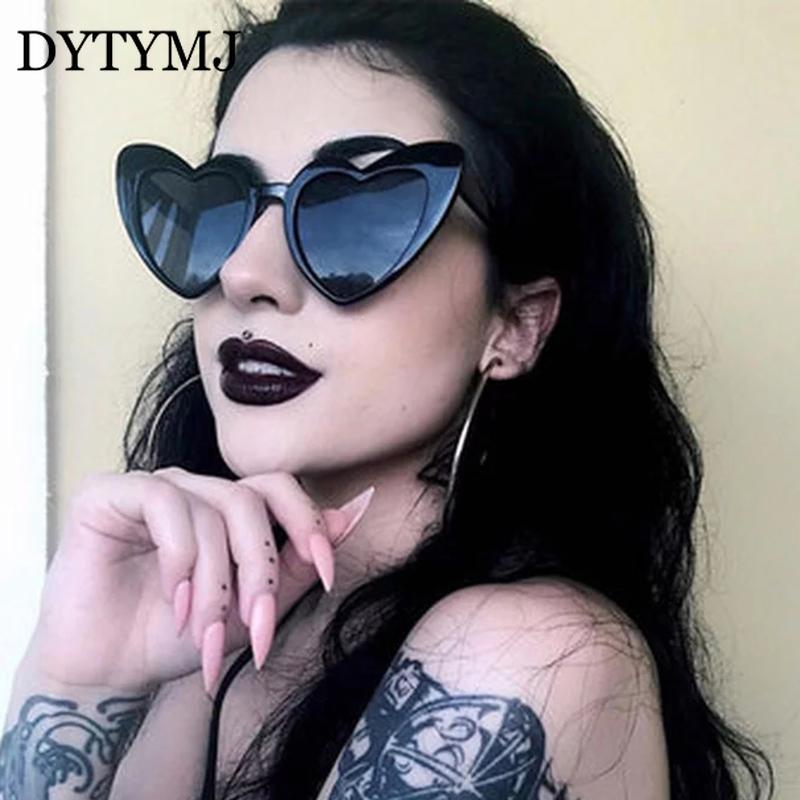 DYTYMJ Luxury Heart Sunglasses Women 2021 Oversized Glasses Women Retro Eyeglasses For Women/Men Mirror Feminino
DYTYMJ Luxury Heart Sunglasses Women 2021 Oversized Glasses Women Retro Eyeglasses For Women/Men Mirror Feminino