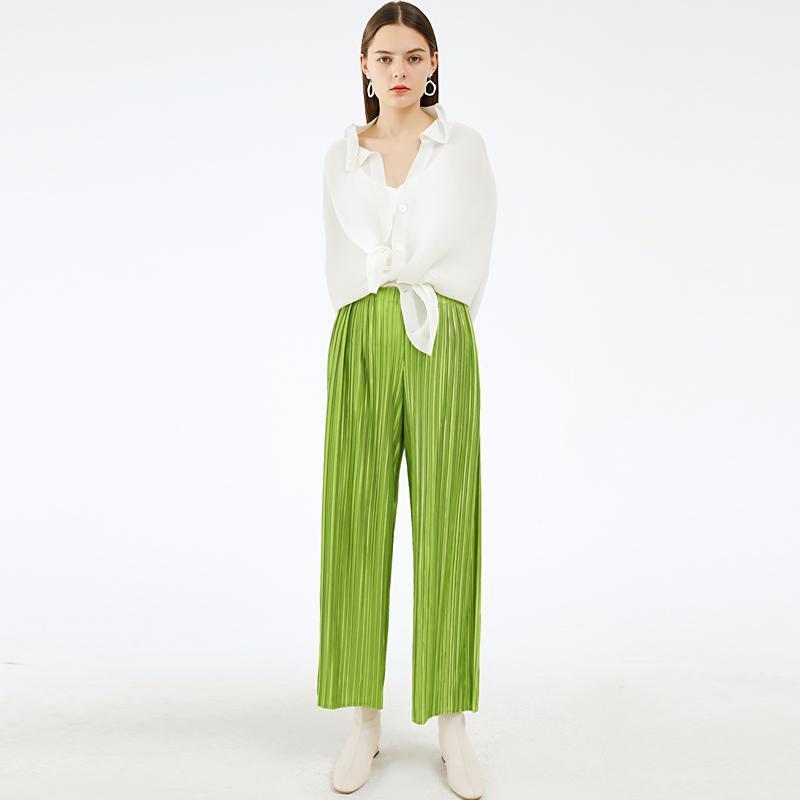 Miyake plus size women's straight pleated pants 2020 autumn winter Korean fashion women's trousers Fluorescent aesthetic clothes1, Avocado green
Miyake plus size women's straight pleated pants 2020 autumn winter Korean fashion women's trousers Fluorescent aesthetic clothes1, Avocado green