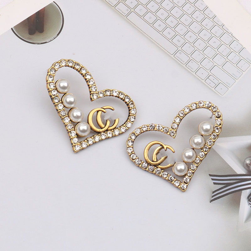2022 New fashion exaggerated color gem long tassel slimming fashion flower female earrings
2022 New fashion exaggerated color gem long tassel slimming fashion flower female earrings