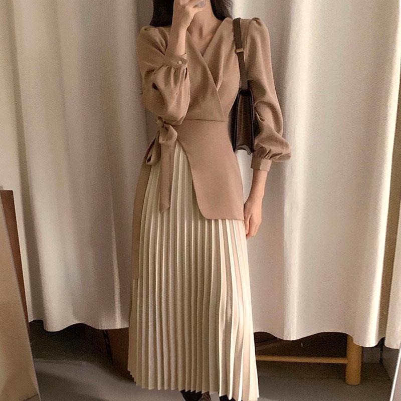 Casual Dresses Temperament French Lace Up Waist Cross V Puff Long Sleeve Irregular Pleated Dress Women Elegant Slim Vestido Feminino, Black;gray
Casual Dresses Temperament French Lace Up Waist Cross V Puff Long Sleeve Irregular Pleated Dress Women Elegant Slim Vestido Feminino, Black;gray