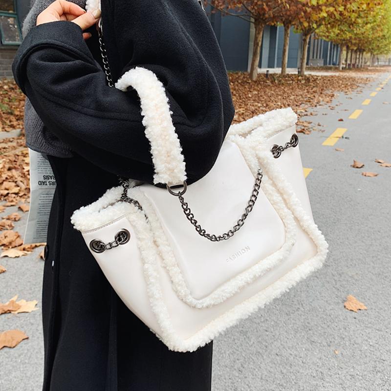 Winter Style Plush Handle Women's Shoulder Bag Vintage Small Chain Flap Female Handbag Pu Leather Crossbody Bags, Black
Winter Style Plush Handle Women's Shoulder Bag Vintage Small Chain Flap Female Handbag Pu Leather Crossbody Bags, Black