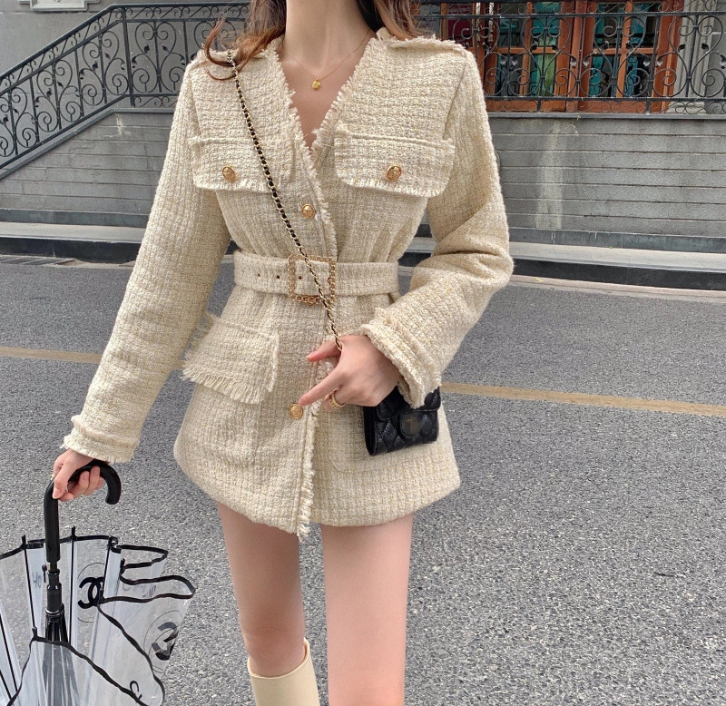 121 2021 Spring High Quality Free Shipping V Neck Long Sleeve Coat Tweed Fashion Womens Clothes SH, Black;brown
121 2021 Spring High Quality Free Shipping V Neck Long Sleeve Coat Tweed Fashion Womens Clothes SH, Black;brown