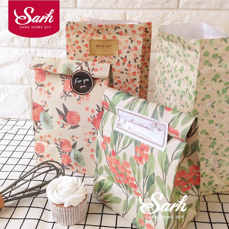 3 or 4 pcs/lot Countryside Style Flower Cake Paper Bag Chocolate Muffin Biscuits Box for Cookie Package LD108
3 or 4 pcs/lot Countryside Style Flower Cake Paper Bag Chocolate Muffin Biscuits Box for Cookie Package LD108