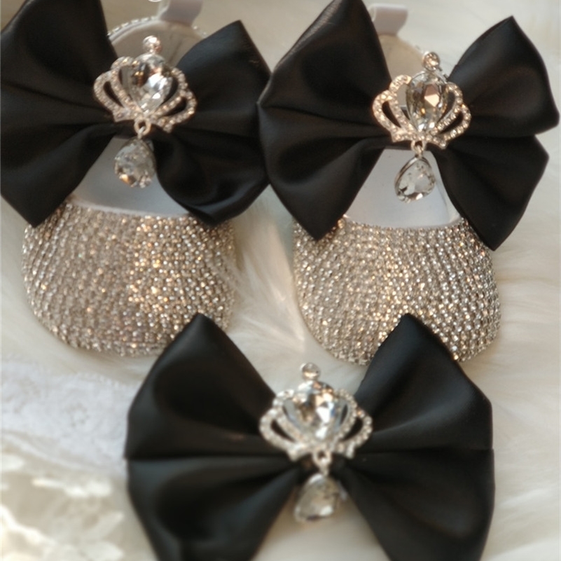 Bling Crown Jewelry Rhinestone Black Big Bow Personlized baby name Keepsake 1st Birthday Gift Baby Shoes with headband LJ201214, Red bow
Bling Crown Jewelry Rhinestone Black Big Bow Personlized baby name Keepsake 1st Birthday Gift Baby Shoes with headband LJ201214, Red bow