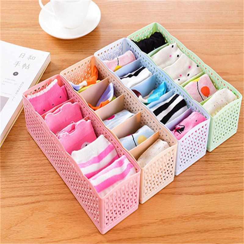 Storage Box 5 Grids Multi-function Storage Basket Wardrobe For Tie Bra Socks Underwear Plastic Container Makeup Organizer1
Storage Box 5 Grids Multi-function Storage Basket Wardrobe For Tie Bra Socks Underwear Plastic Container Makeup Organizer1