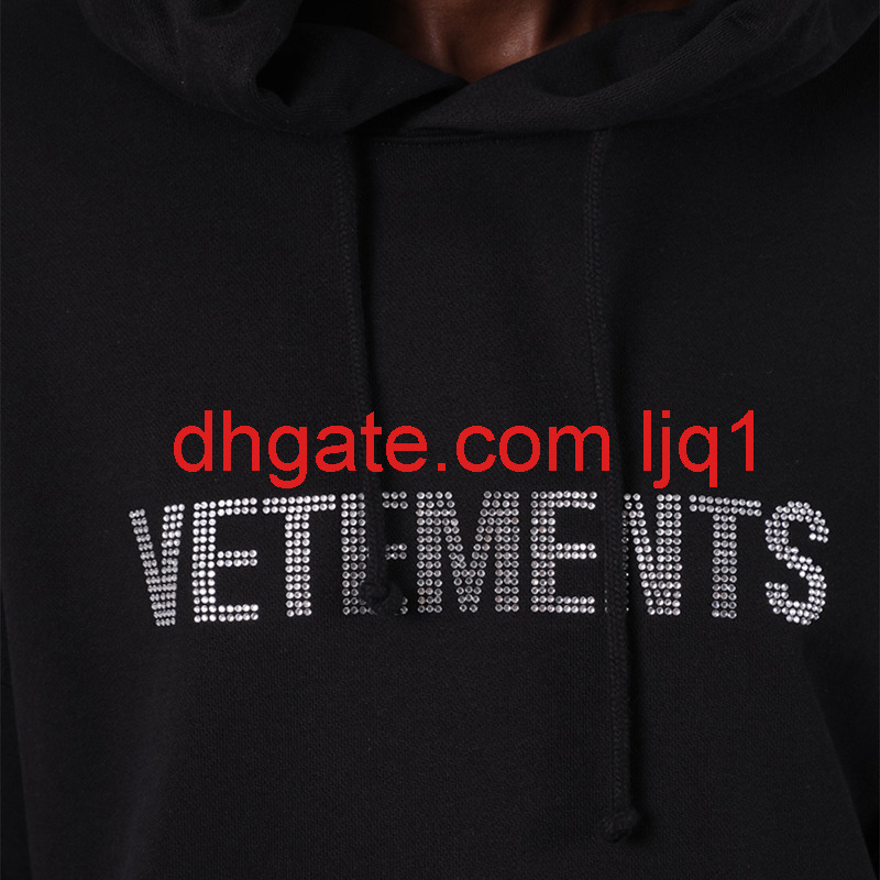Vetements Rhinestone Oversized Hoodie Black VTM Hooded Sweatshirts Casual Hoody Pullovers Harajuku Men Women Hip Hop Streetwear
Vetements Rhinestone Oversized Hoodie Black VTM Hooded Sweatshirts Casual Hoody Pullovers Harajuku Men Women Hip Hop Streetwear