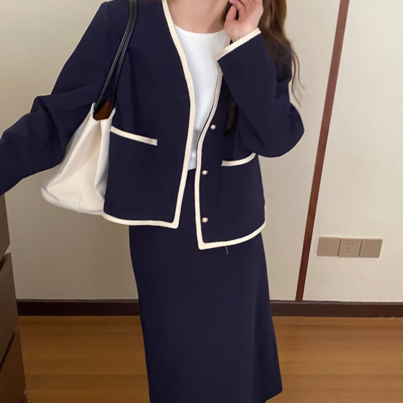 2021 Korean Female Style 2 Piece Defines Solid Snippets Sharpen Loose-v Cleavage Short Waist Jacket in Straight Line Mid-calf Skirts 0CQT, Navy skirts.
2021 Korean Female Style 2 Piece Defines Solid Snippets Sharpen Loose-v Cleavage Short Waist Jacket in Straight Line Mid-calf Skirts 0CQT, Navy skirts.