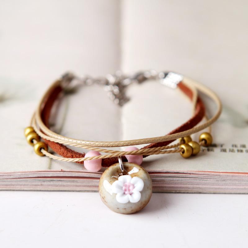 Ceramic Beaded Bracelet For Women Flower Pendant Multilayer Bracelets Gold Color Beads Bangle Men Jewelry Adjustable Chains
Ceramic Beaded Bracelet For Women Flower Pendant Multilayer Bracelets Gold Color Beads Bangle Men Jewelry Adjustable Chains