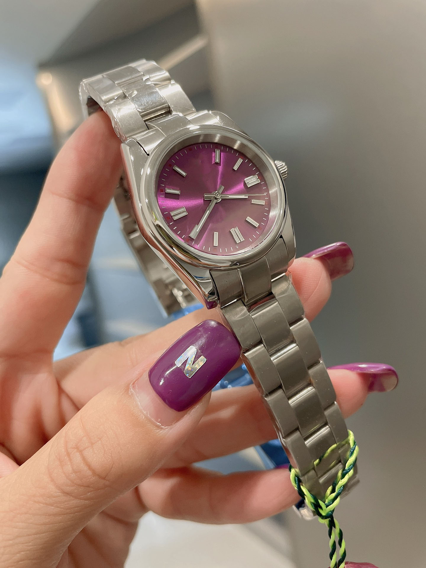 Ladies mechanical watch Oyster move new 31 mm style dial color designer waterproof design TOP AAA, Blue
Ladies mechanical watch Oyster move new 31 mm style dial color designer waterproof design TOP AAA, Blue