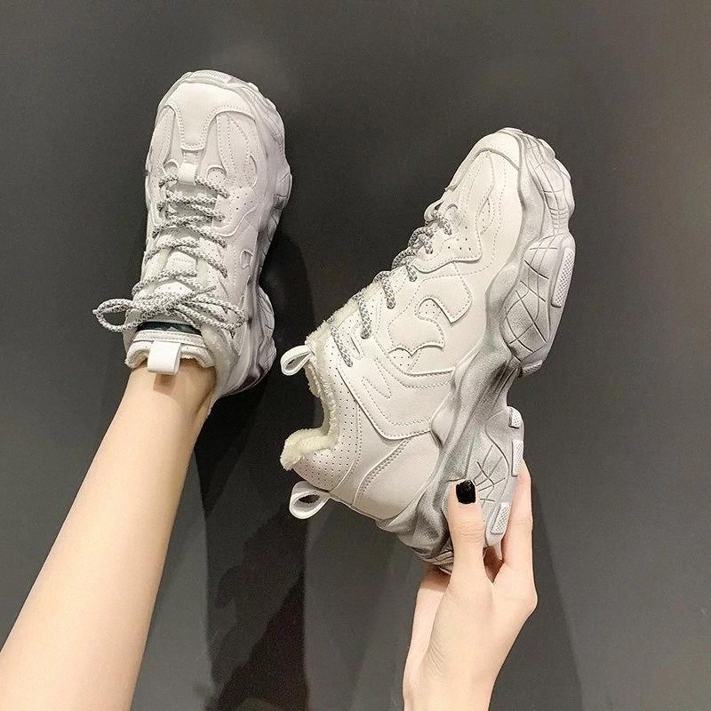 Winter Platform Sneakers Women Shoes Thick Sole Plush Sneakers Warm Casual Vulcanized Shoes Women Chunky Trainers Black Beige #9W1B
Winter Platform Sneakers Women Shoes Thick Sole Plush Sneakers Warm Casual Vulcanized Shoes Women Chunky Trainers Black Beige #9W1B