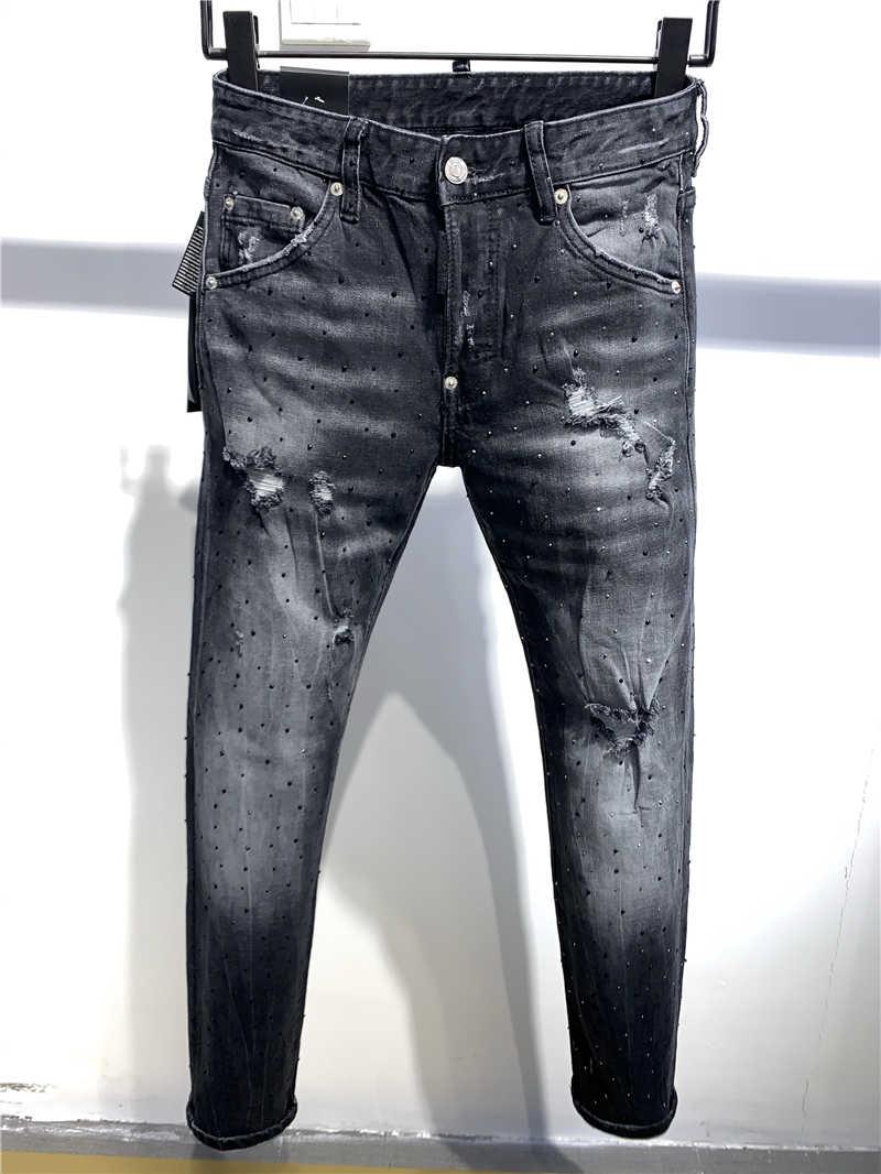 FW20 New Arrival Top Quality Designer Men Denim Cool Guy Jeans Embroidery Pants Fashion Holes Trousers I DUd DSQ DSQ2 DSQUARED, 9708
FW20 New Arrival Top Quality Designer Men Denim Cool Guy Jeans Embroidery Pants Fashion Holes Trousers I DUd DSQ DSQ2 DSQUARED, 9708