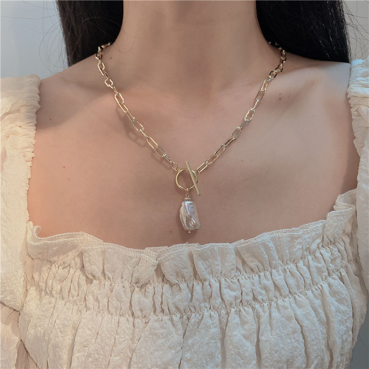 Chunky Necklace bijoux U Shape Chain Creative Lady Pave CZ Zircon Spiral Buckle Pendant baroque Freshwater Pearl Necklace Women Gift Jewelry
Chunky Necklace bijoux U Shape Chain Creative Lady Pave CZ Zircon Spiral Buckle Pendant baroque Freshwater Pearl Necklace Women Gift Jewelry
